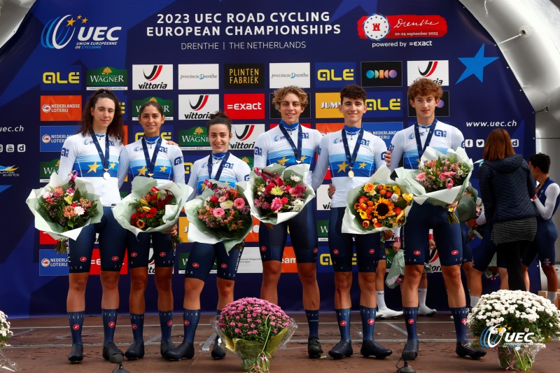 2023 UEC Road European Championships - Drenthe - Junior Mixed Team Relay - Emmen - Emmen 38, km - 21/09/2023 - Andrea Bessega - Andrea Montagner - Luca Giami - Eleonora La Bella - Alice Toniolli - Federica Venturelli (ITA) - photo Luca Bettini/SprintCycli